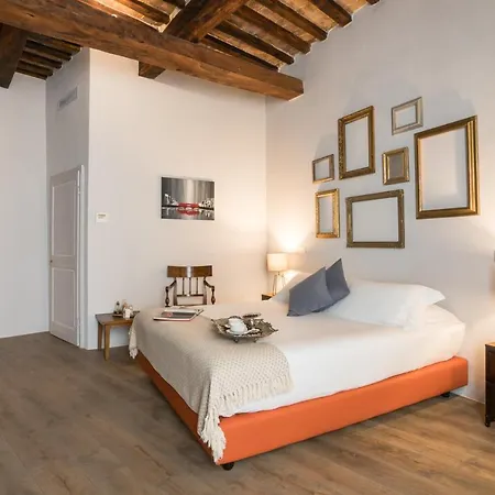 Bed & Breakfast Dimora Delle Muse 3*
