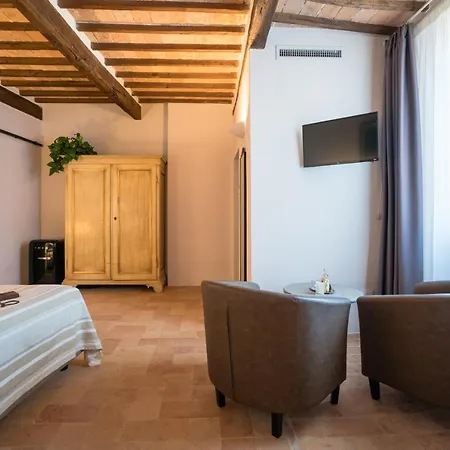 Dimora Delle Muse Bed & Breakfast 3*