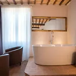Bed & Breakfast Dimora Delle Muse 4*