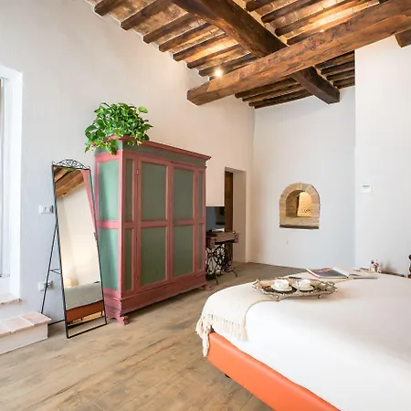 Bed & Breakfast Dimora Delle Muse 4*